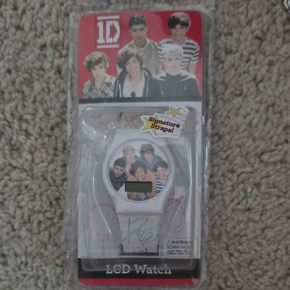 One Direction signature strap LCD